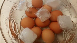 eggs in ice water