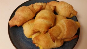 ham and cheese crescent rollups - plated