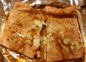 Toasted Sesame Asian Salmon Salad - baked salmon